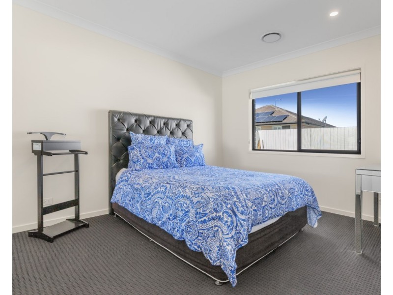 33 Oatley Street, Mango Hill QLD 4509