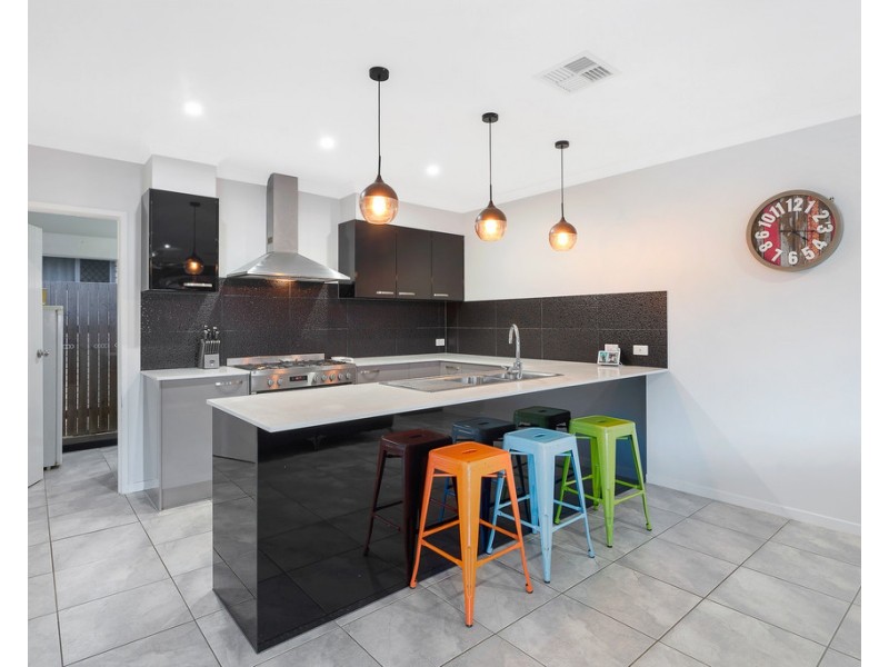 34 Sandalwood Crescent, Griffin QLD 4503