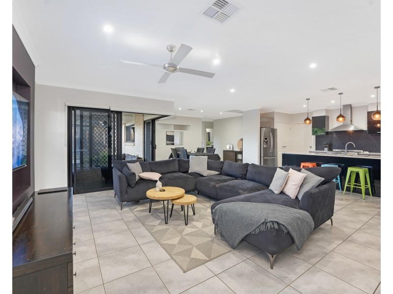 34 Sandalwood Crescent, Griffin QLD 4503