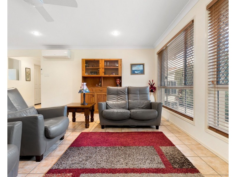 44 Grebe Circuit, North Lakes QLD 4509