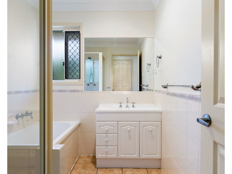 44 Grebe Circuit, North Lakes QLD 4509