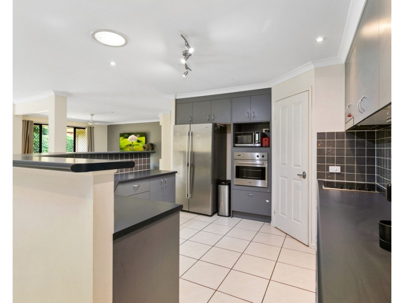 10 Butterfly Drive, Kallangur QLD 4503