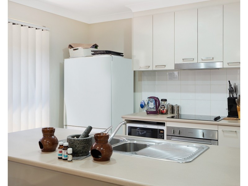 6 Bowerbird Crescent, Dakabin QLD 4503