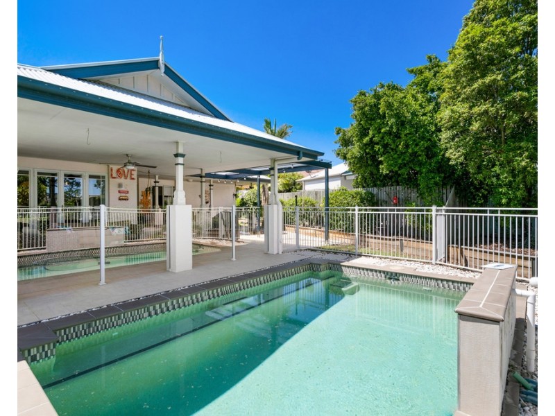 28 Lochside Drive, North Lakes QLD 4509