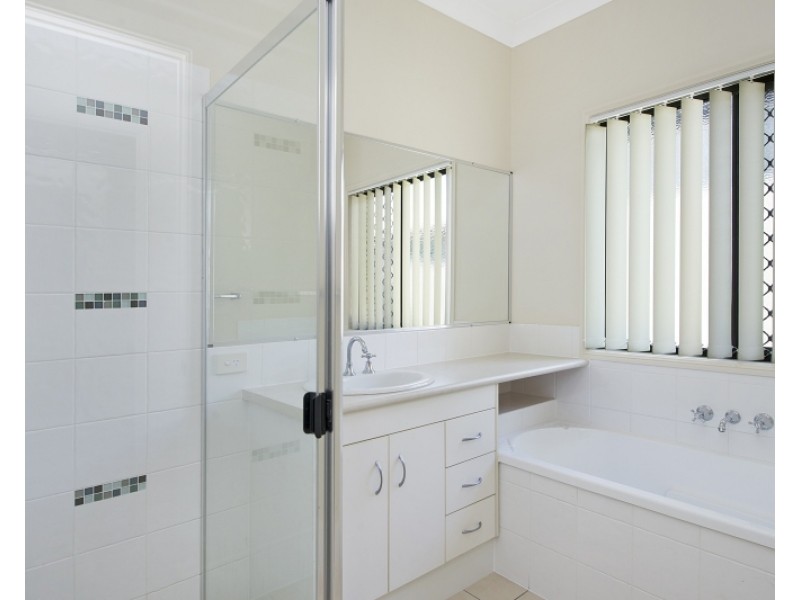 17 Wallaroo Circuit, North Lakes QLD 4509