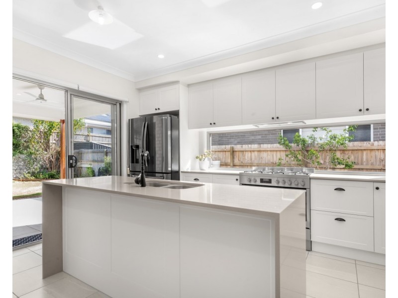 6 Lukin Road, Mango Hill QLD 4509