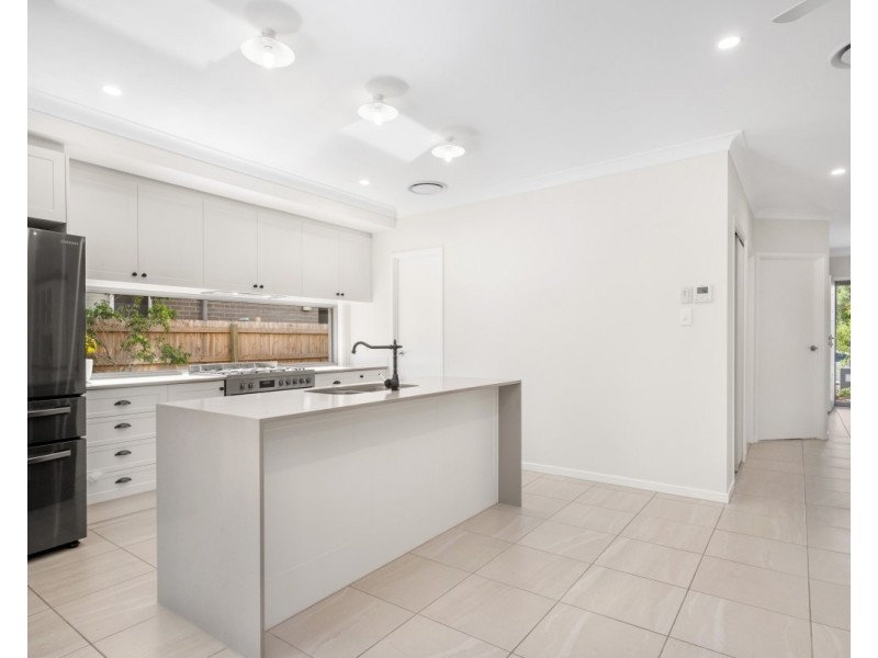 6 Lukin Road, Mango Hill QLD 4509