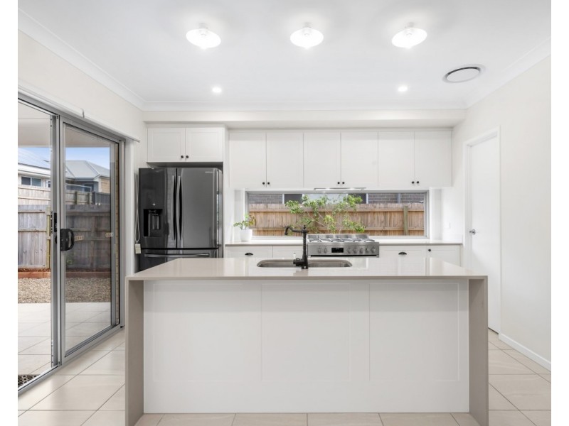 6 Lukin Road, Mango Hill QLD 4509