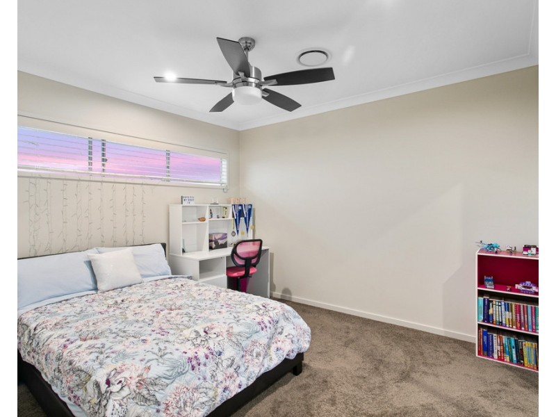 22 Rosemead Street, North Lakes QLD 4509