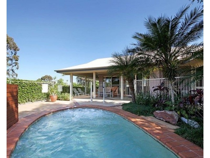 1 Chilton Crescent, North Lakes QLD 4509