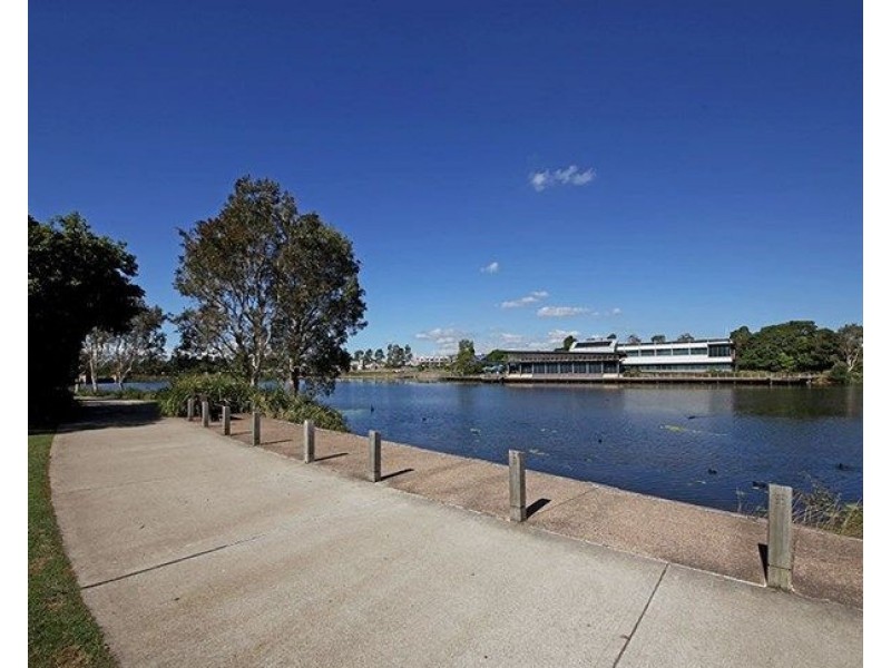 1 Chilton Crescent, North Lakes QLD 4509
