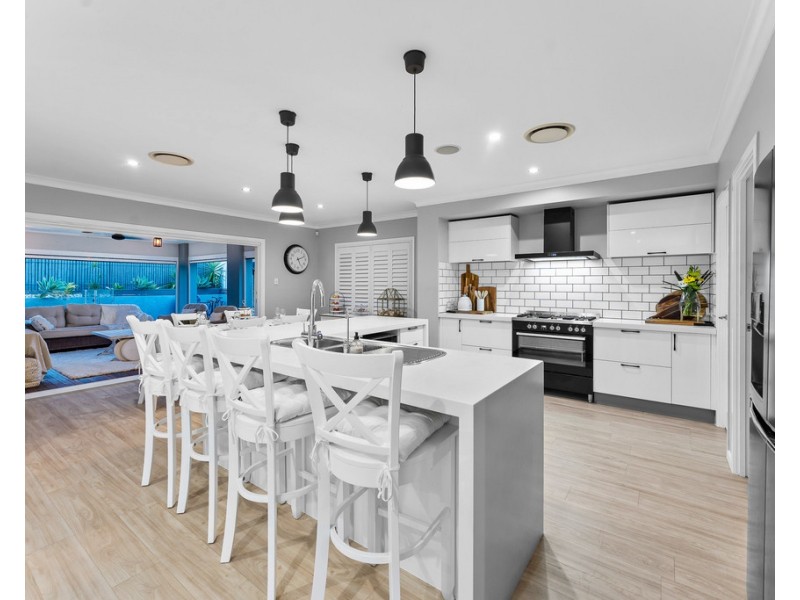 3 Foambark Street, North Lakes QLD 4509