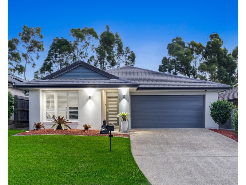 5 Melville Parade, North Lakes QLD 4509