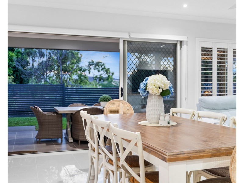 5 Melville Parade, North Lakes QLD 4509