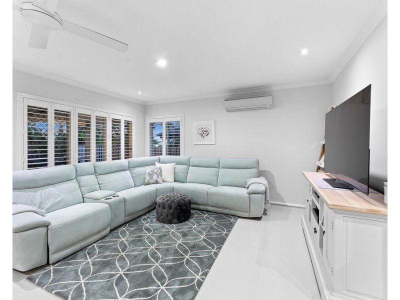 5 Melville Parade, North Lakes QLD 4509