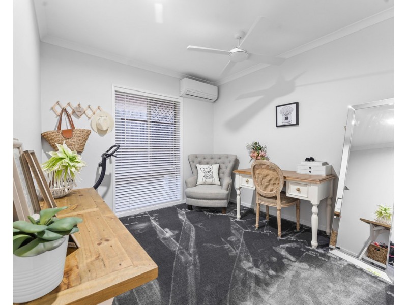 5 Melville Parade, North Lakes QLD 4509