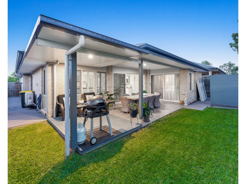 5 Melville Parade, North Lakes QLD 4509