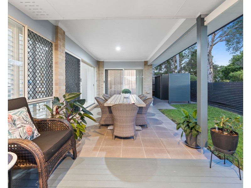 5 Melville Parade, North Lakes QLD 4509