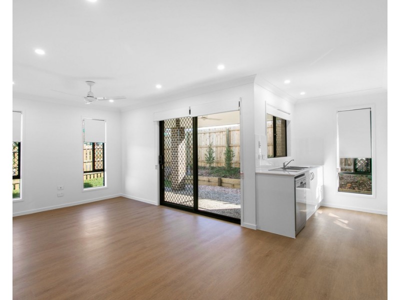 1/67 Celebration Crescent, Griffin QLD 4503