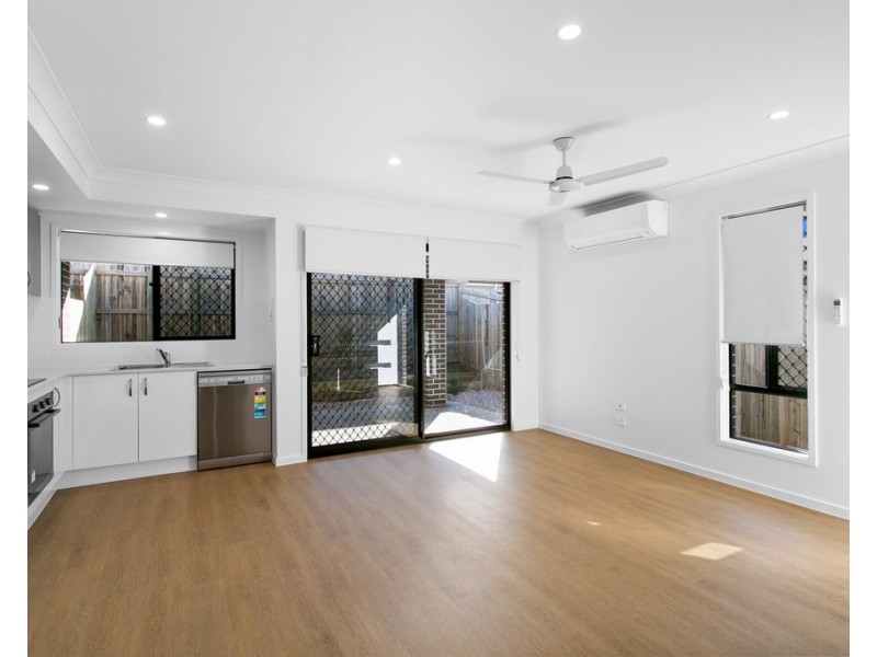 2/67 Celebration Crescent, Griffin QLD 4503