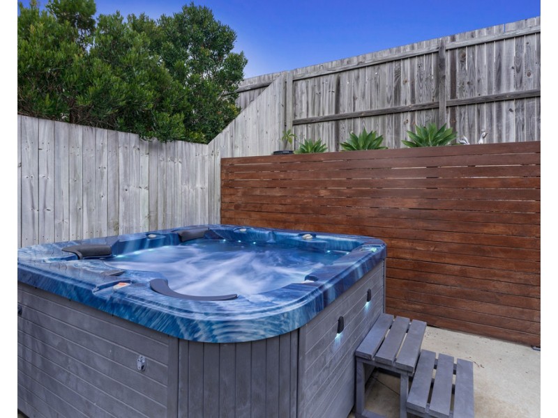 10 Warabi Crescent, North Lakes QLD 4509