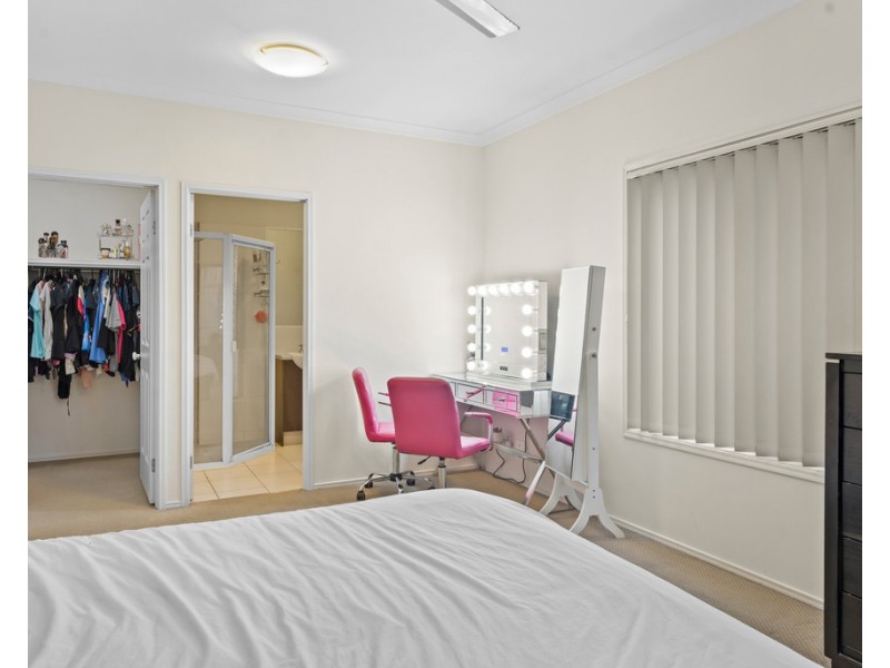 10 Warabi Crescent, North Lakes QLD 4509