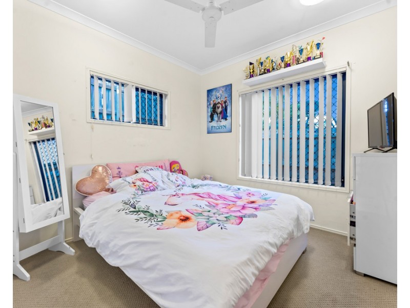 10 Warabi Crescent, North Lakes QLD 4509