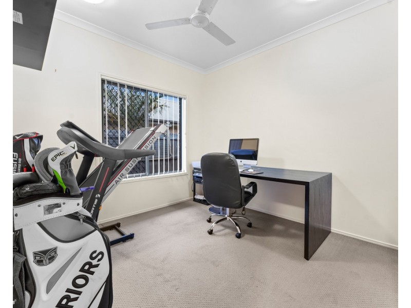 10 Warabi Crescent, North Lakes QLD 4509