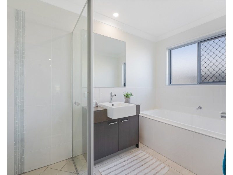 8 Glengrove Circuit, Mango Hill QLD 4509