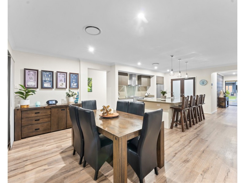 32 Hampden Street, North Lakes QLD 4509