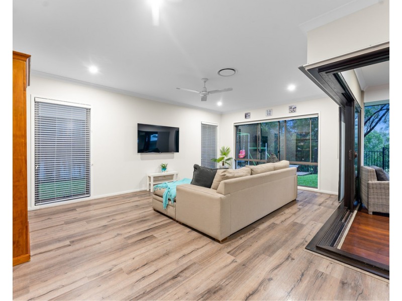 32 Hampden Street, North Lakes QLD 4509