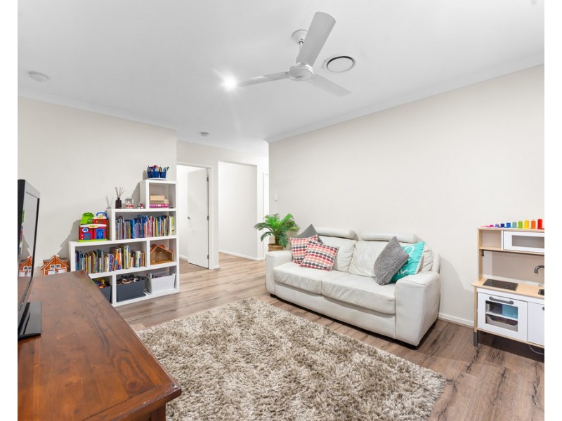 32 Hampden Street, North Lakes QLD 4509