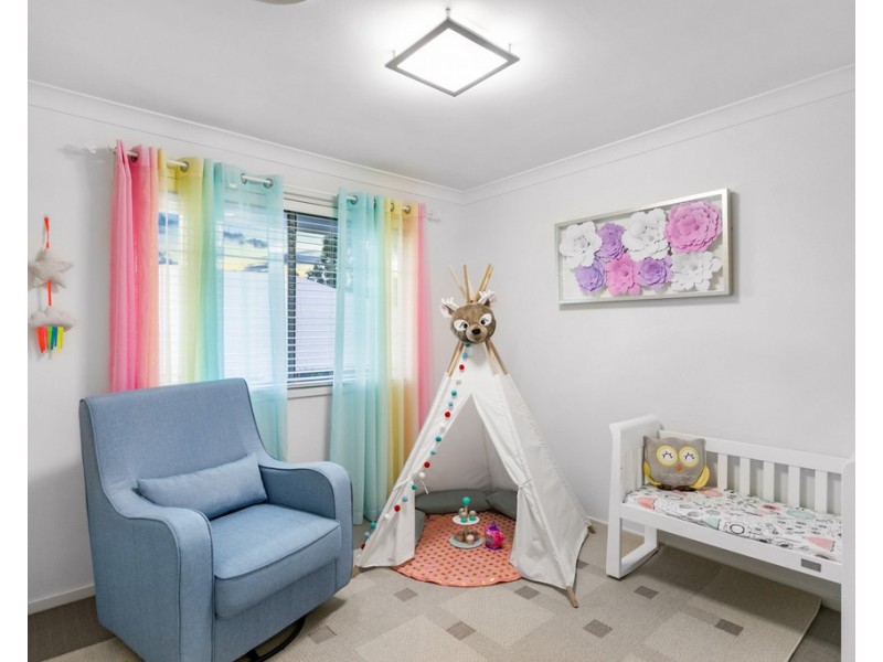 5 Eaton Close, North Lakes QLD 4509