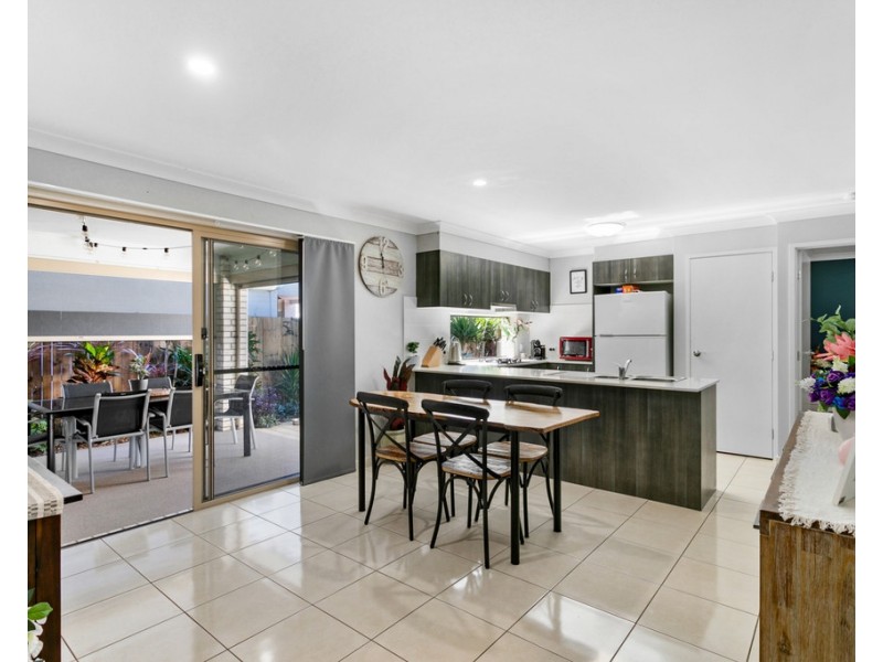 62 Wallarah Parade, North Lakes QLD 4509