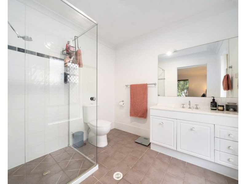 6 Lochern Court, North Lakes QLD 4509