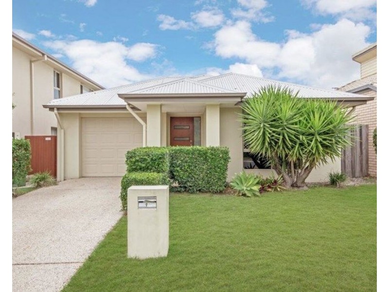 9 Silkpod Court, North Lakes QLD 4509