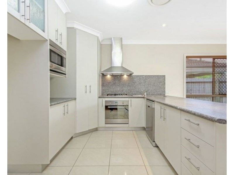 9 Silkpod Court, North Lakes QLD 4509