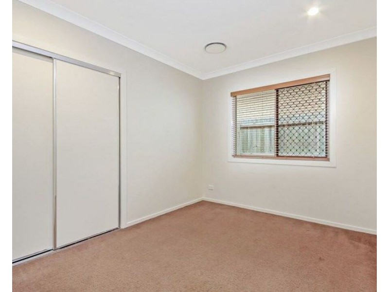 9 Silkpod Court, North Lakes QLD 4509