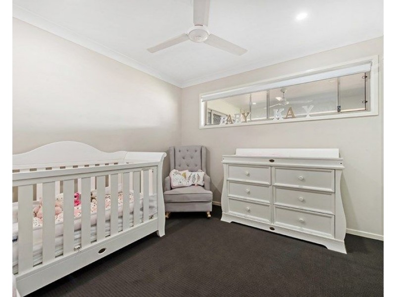 19 Sundown Circuit, North Lakes QLD 4509