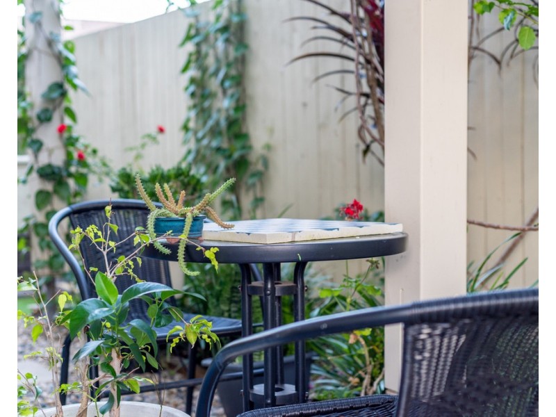 4 Riviera Crescent, North Lakes QLD 4509