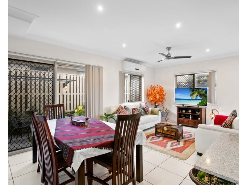 4 Riviera Crescent, North Lakes QLD 4509