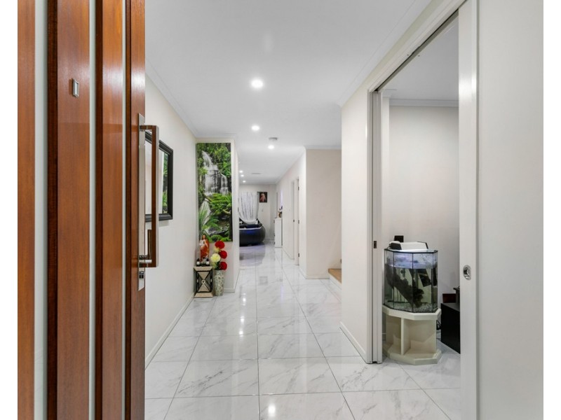 15 Cooloola Crescent, North Lakes QLD 4509