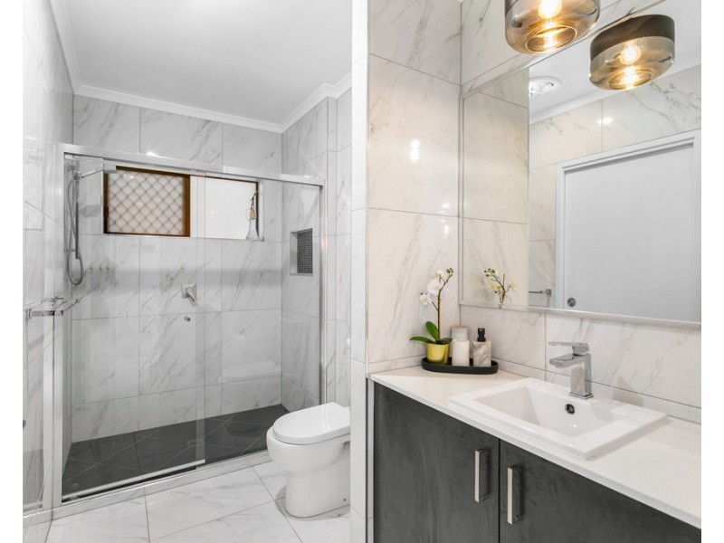 15 Cooloola Crescent, North Lakes QLD 4509