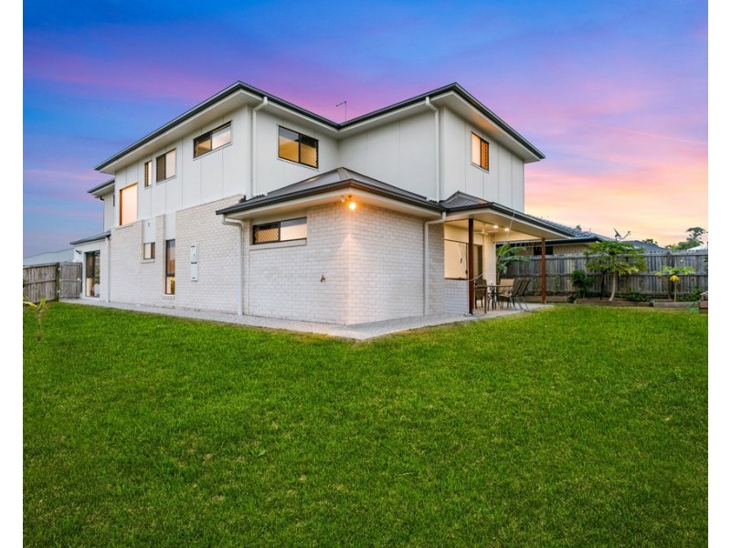 15 Cooloola Crescent, North Lakes QLD 4509