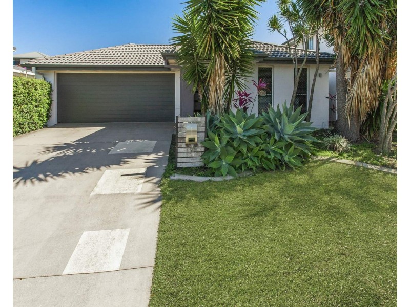 9 Severn Crescent, North Lakes QLD 4509