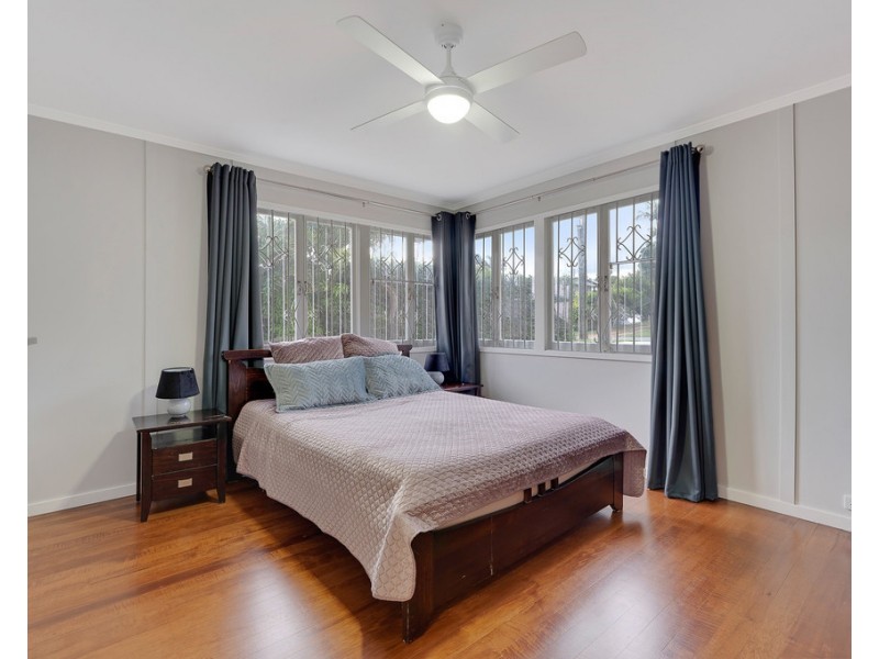 9 Crest Street, Kallangur QLD 4503