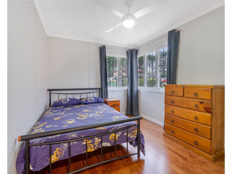 9 Crest Street, Kallangur QLD 4503