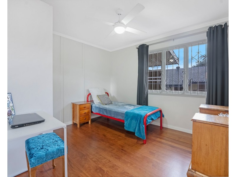 9 Crest Street, Kallangur QLD 4503