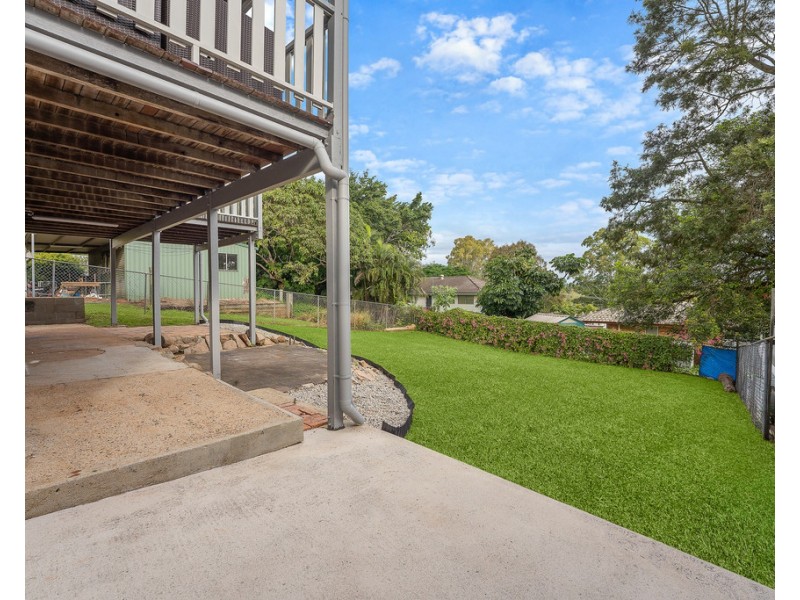 9 Crest Street, Kallangur QLD 4503