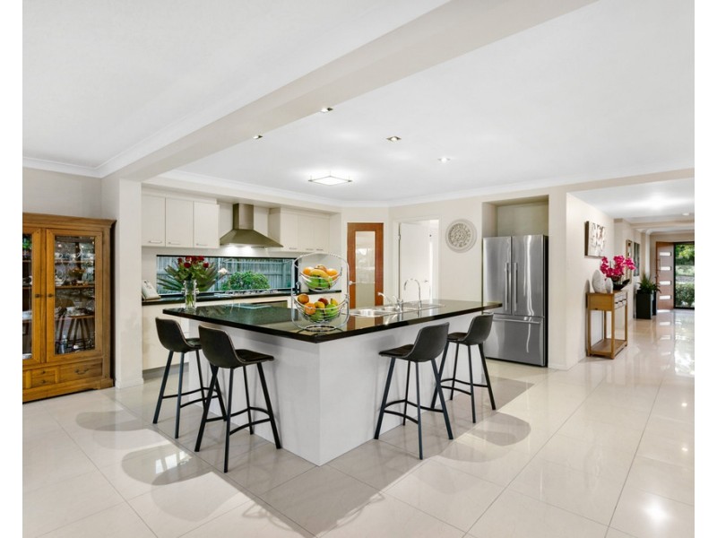 15 Bridgeport Drive, North Lakes QLD 4509